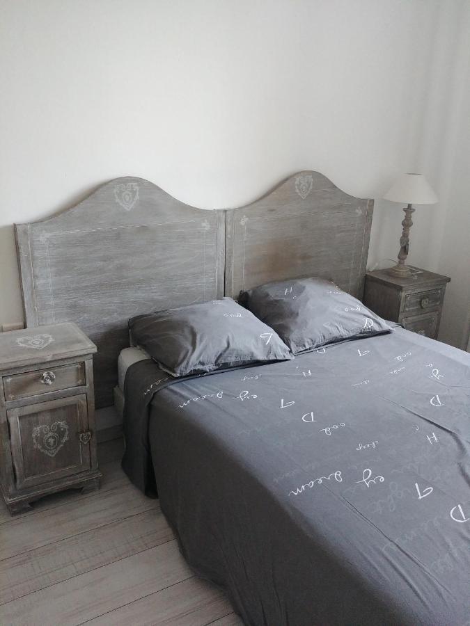 Maison En Provence Avec Jardin Ombragée Et Piscine Hébergement de vacances *