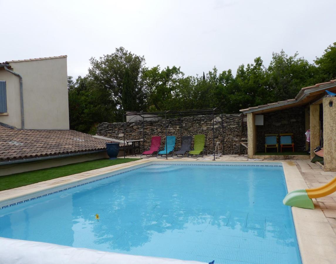 Maison En Provence Avec Jardin Ombragée Et Piscine Hébergement de vacances *